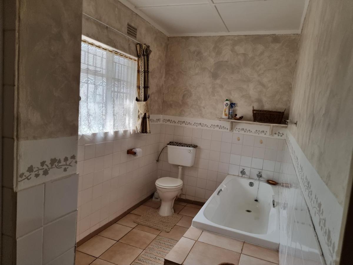 Matumi Self Catering * Marloth Park