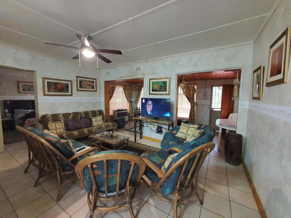 Matumi Self Catering * Marloth Park